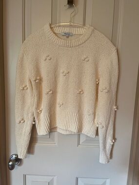 Chunky Cream Pom-Pom Knit Sweater - Women Dotted Bobbie pullover style.
